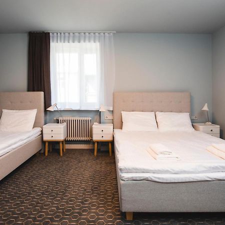 Roze Park Rooms Liepāja Exteriör bild