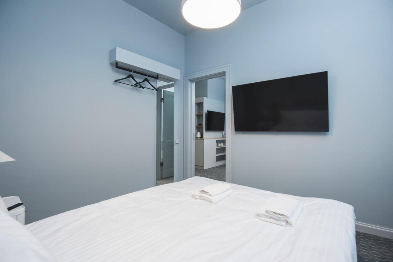 Roze Park Rooms Liepāja Exteriör bild