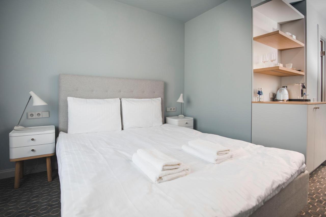 Roze Park Rooms Liepāja Exteriör bild
